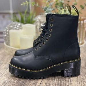 🆕 Dr. Martens Women’s Shriver Boots